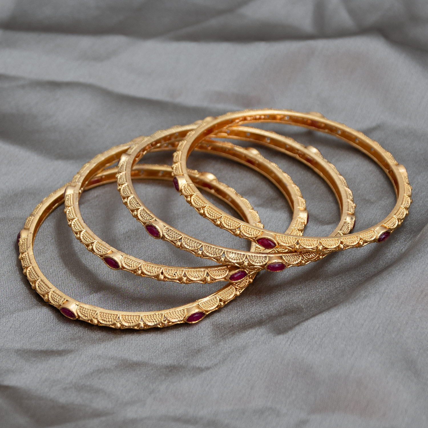 BANGLES