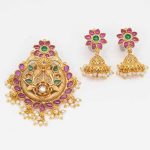 Classic Plants Ruby Stone Pendant Set