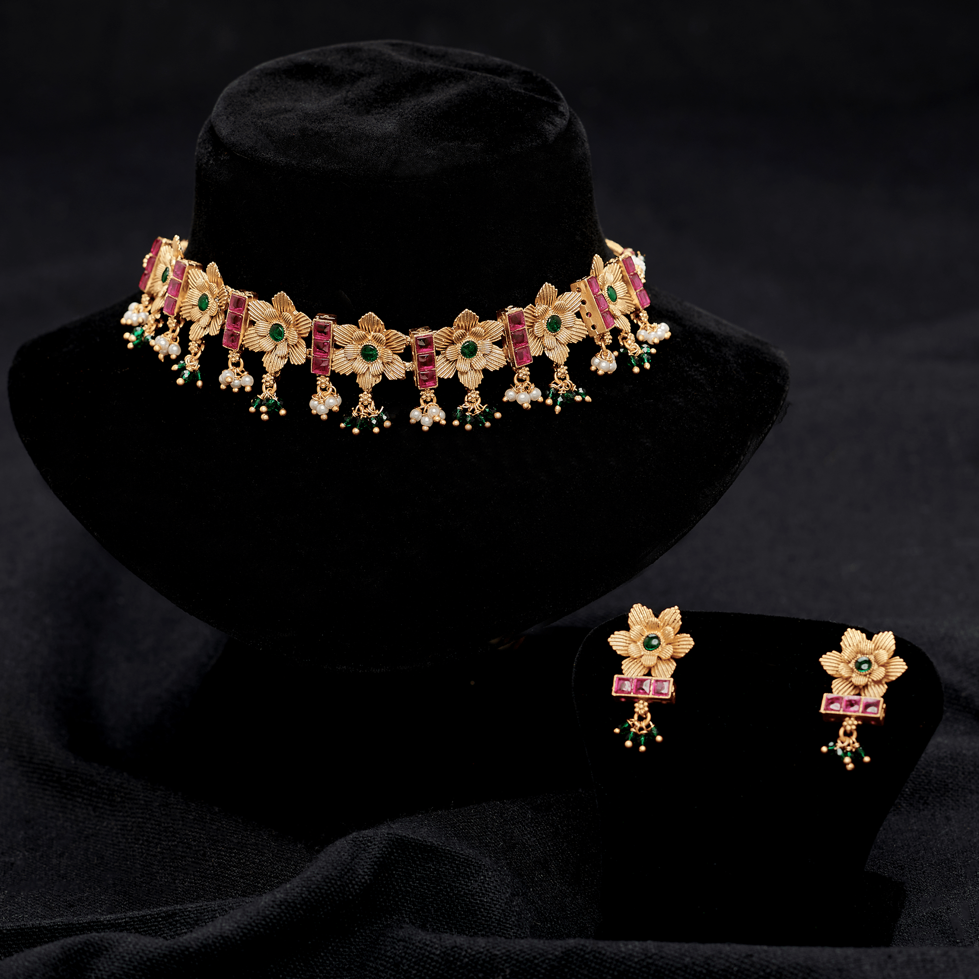 lotus-ruby-gold-plated-choker-necklace-set-2023-10-20-11-10-25-2520.png