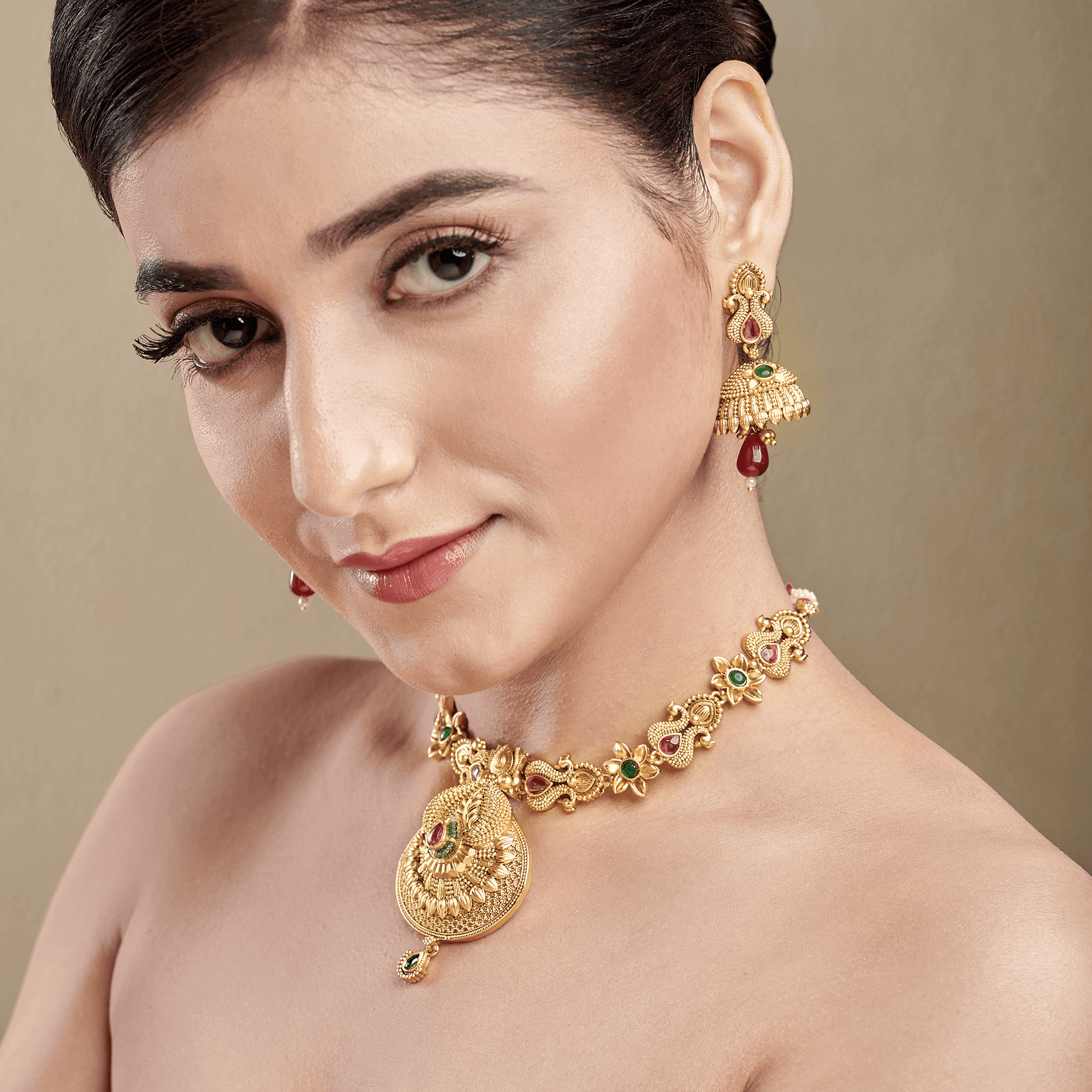 peacock-gold-plated-necklace-set-with-earrings-2023-10-20-05-35-08-8621.png