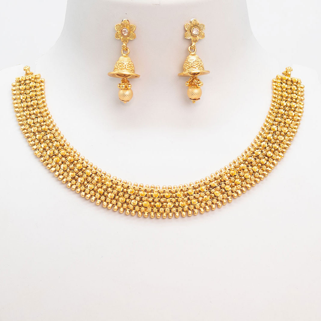 royal-floral-rajwasdi-gold-plated-choker-necklace-set-2023-12-04-03-13-53-2182.jpg