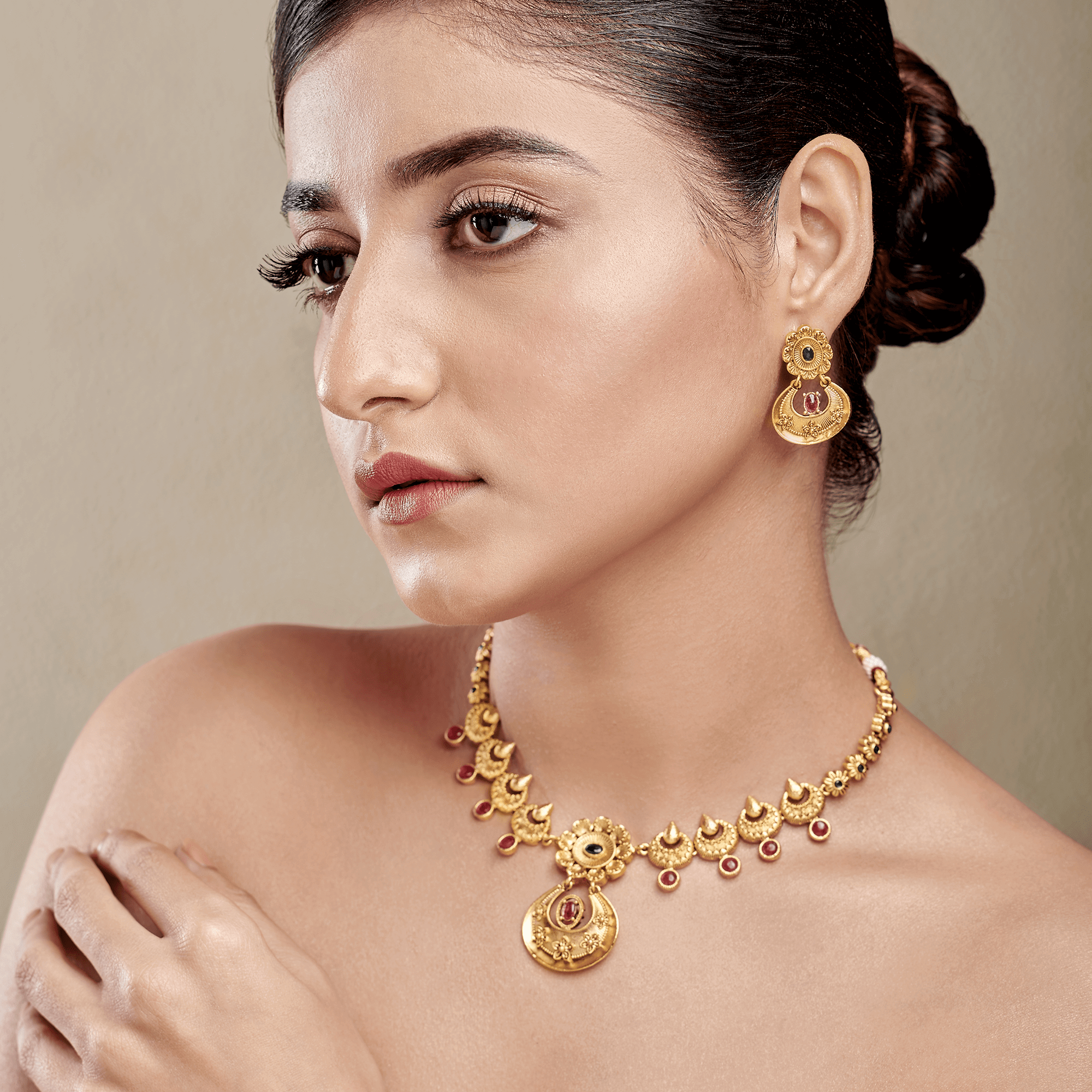 ruby-rajwadi-gold-palted-necklace-set-2023-10-20-11-11-45-1182.png