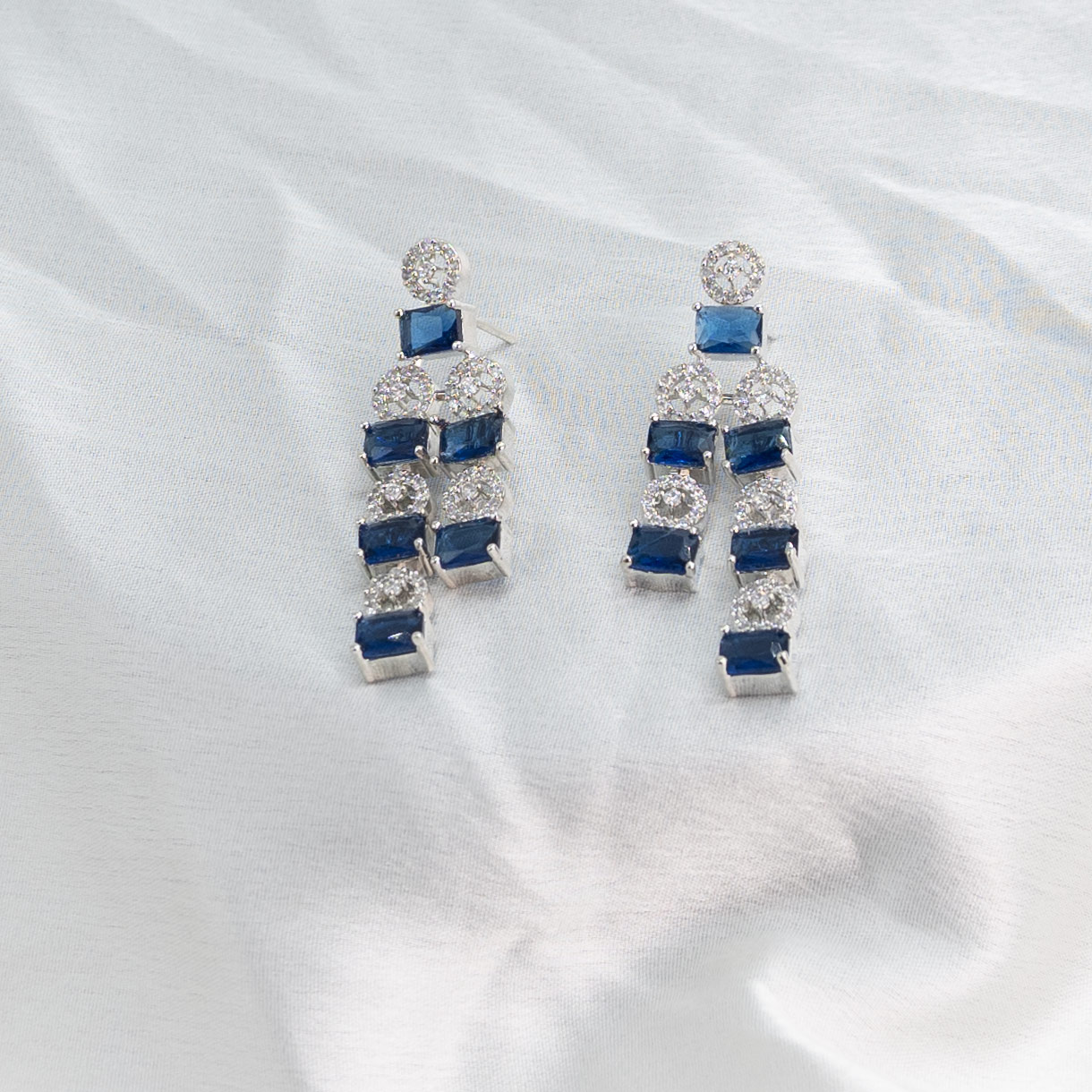 silver-plated-earrings-aderin0508-1 silver-plated-earrings-aderin0508-1