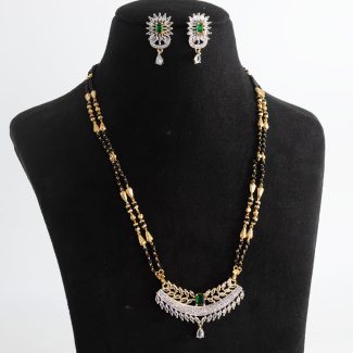 "Radiant Diamond Mangal Sutra – Timeless Symbol of Love and Tradition"DNM-0719