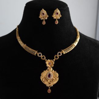 Elegant Gold-Plated Traditional Jewellery Set