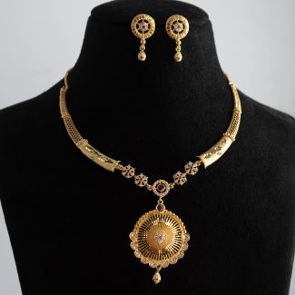 Elegant Gold-Plated Traditional Jewellery Set
