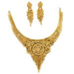 Royal Shot Forming Necklace Design