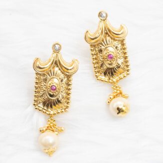 Royal Touch Rajwadi Earrings