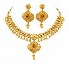 Short Necklace Set