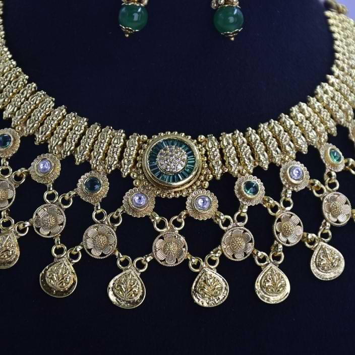 3 (1) Necklace set